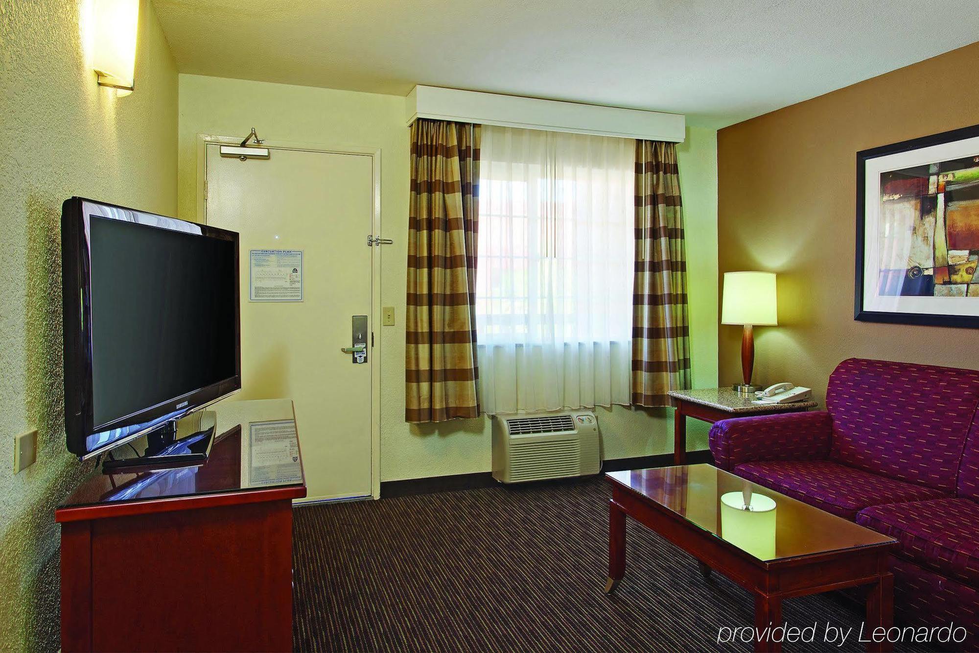 Mission View Inn & Suites San Diego Sea World - Zoo Bagian luar foto